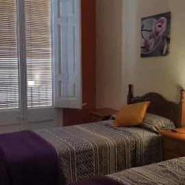 Piso romantico y espacioso, Hotel in Tremp