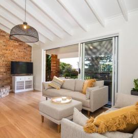 Anacapri - Pet Friendly - Opposite Beach - Fireplace โรงแรมในCallala Beach