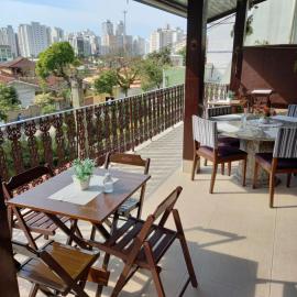 Suites economicas, hotel in Guarujá