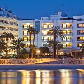 Apartamentos Bahia, hotel in Santa Eularia des Riu