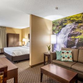 Clarion Pointe Harrisonburg, хотел в Харисонбург