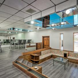 Walk to Pawtucket Country Club! Sleek Condo