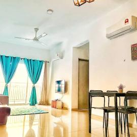 Enjoy the sunset @ Bright mesahill condo, hotel in Nilai