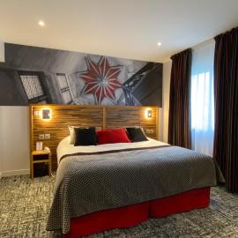Logis - Le Christina, hotel sa Bourges