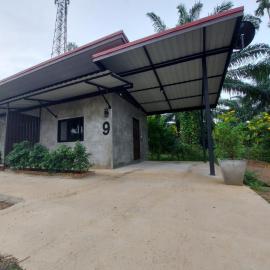 ชาลีรีสอร์ท ชุมพร, hotell i Chumphon