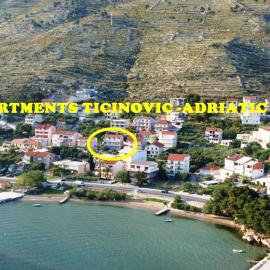 Apartments Ticinovic – hotel w Omišu