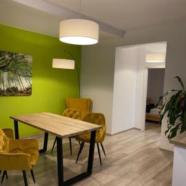Apartamente Bucegi، فندق في ريسنوف