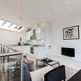 Trafalgar Square by Excel Apartments