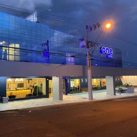 ONE HOTEL，Ituiutaba的飯店