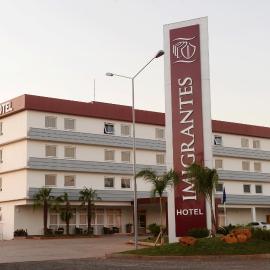 Imigrantes Hotel, hotelli kohteessa Santa Rosa