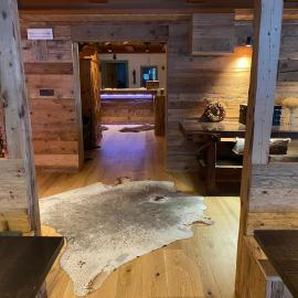 Hotel Almhof, hotel v destinaci San Candido