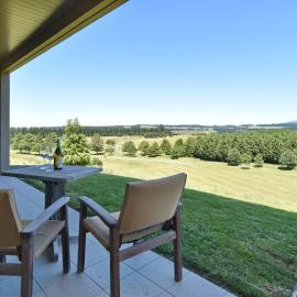 High Country Villa 239 - Canterbury Terrace Downs: Hororata şehrinde bir otel