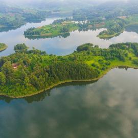 Lake Bunyonyi Eco Resort, hotel in Chabahinga