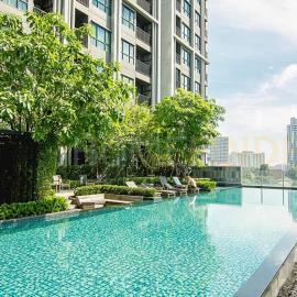 The Base Park East - Bangkok Sukhumvit 77
