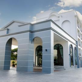 Le Lert Hotel Ratchaburi: Ratchaburi şehrinde bir otel