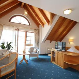 Hotel-Restaurant Hirsch, готель у місті Berghaupten