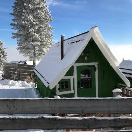 Glamping Park, hotelli kohteessa Mönichkirchen