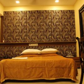 Hotel Metro Palace Bandra
