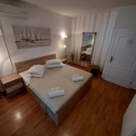 Apartments Adria, hotel a Jadrija