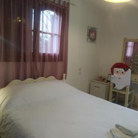 Traditional Cozy Room, Hotel in Vyzítsa