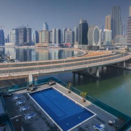 Radisson Blu Hotel, Dubai Canal View, hotel en Dubái