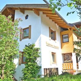 Gästehaus Bergkristall, hotel Wallgauban