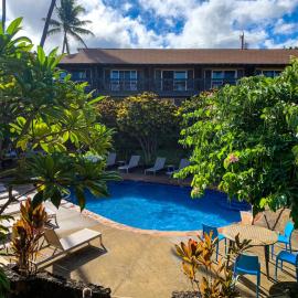 Napili Village Hotel, Hotel in Kahana