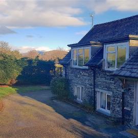 3 Bed Barn - Sleeps up to 6 - Parking - Wifi, hotel u gradu Hawkshead