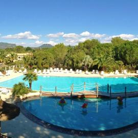 Greenchalets Roquebrune Sur Argens, hotel in Roquebrune-sur-Argens