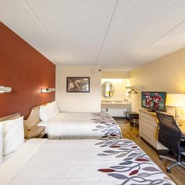 Red Roof Inn Toledo University, хотел в Толедо