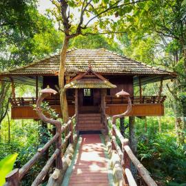 Kalpavanam Heritage Resort, hotel u gradu Tekadi