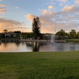 1st floor, Davis Lake View Condo, Minutes to Sanibel