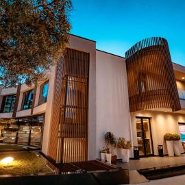 Hotel Miramare, hotel em Vlorë