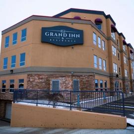 Grand Inn & Residence- Grande Prairie, hotel di Grande Prairie
