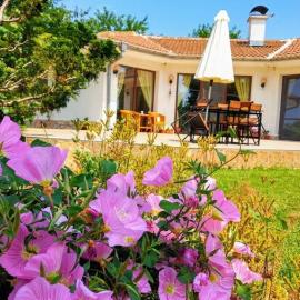 Guesthouse Oasis-Shabla, hótel í Shabla