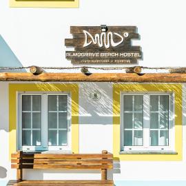 Almograve Beach Hostel, hotel in Almograve