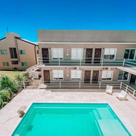 Buenos Vientos Complejo - Termas Chajarí, hotel u gradu 'Chajarí'