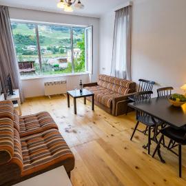 Svaneti Apartment's - Cozy Mountain Apartments in Mestia, hotel en Mestia