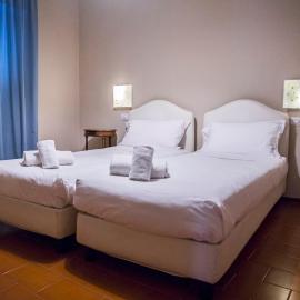 Bastimento, hotel em Fiorenzuola dʼArda