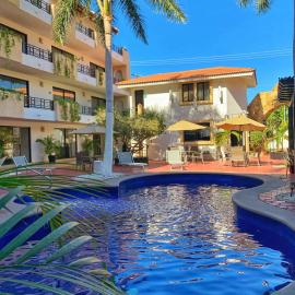 Hotel Santa Fe Los Cabos by Villa Group, hotel v mestu Cabo San Lucas