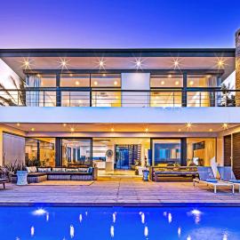 Dolphin Coast YOLO Spaces - Beach House Villa