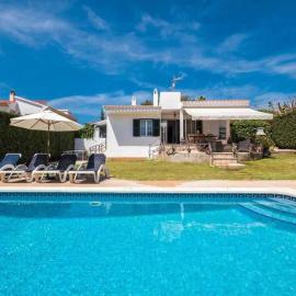 VILLA JARAMA - Elegante chalet cerca de la playa, hotel en Binibeca