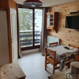 Appartement Combes Blanche 2, hotel in Manigod