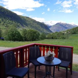 Eidsdal Camping og Feriehus, hotel sa Eidsdal