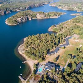 Hällestrand Seaview Apartment، فندق في سترومستاد