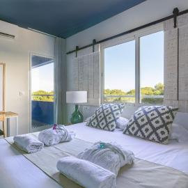 YOU & CO. Saler Beach Boutique, hotel in Valencia