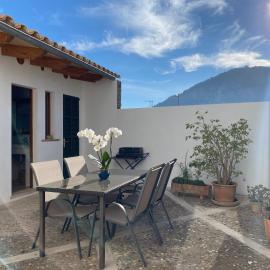 casa nuria, en el centro, al lado de la escalinata del calvario para 6 personas, hotel v destinácii Pollença