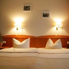 Viesnīca Hotel Wilhelmshöhe pilsētā Neuenrade