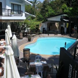 Antipolo में, होटल Date & Dine Resort