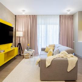 Il Lago - Sunrise - Cozy Luxurious Smart Home By The Lake, hotel in Voluntari
